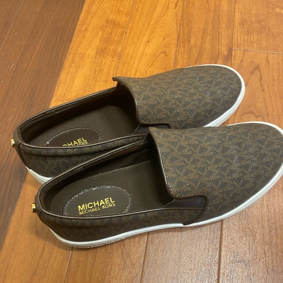Michael Kors Slip Ons - Picture 3 of 3